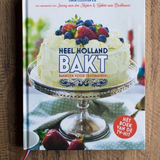 Heel Holland Bakt bakboek voor thuisbakkers